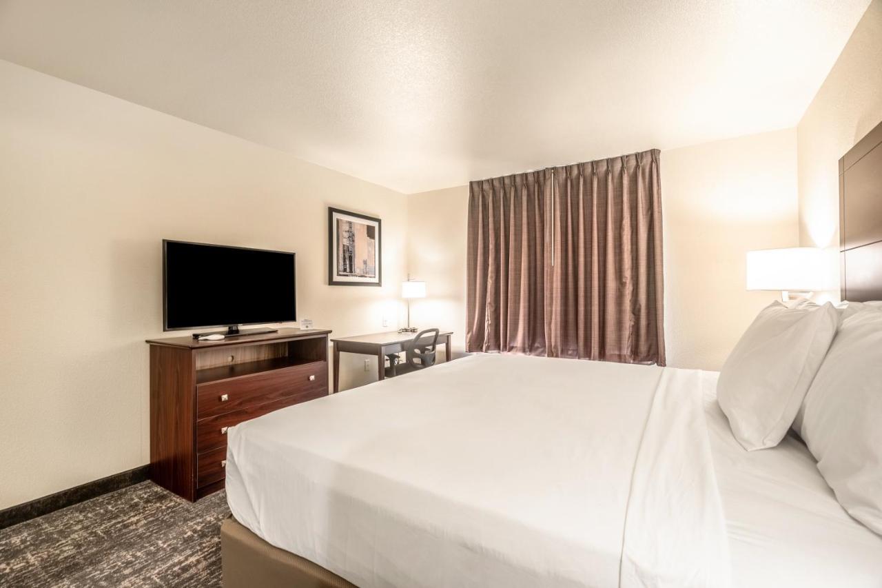 Cobblestone Hotel & Suites - Andrews Buitenkant foto
